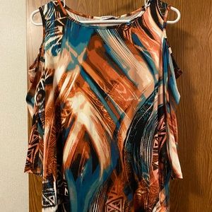 NWT Cha Cha Vente Cold Shoulder Top Size L